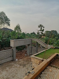 Overhead swimming pool